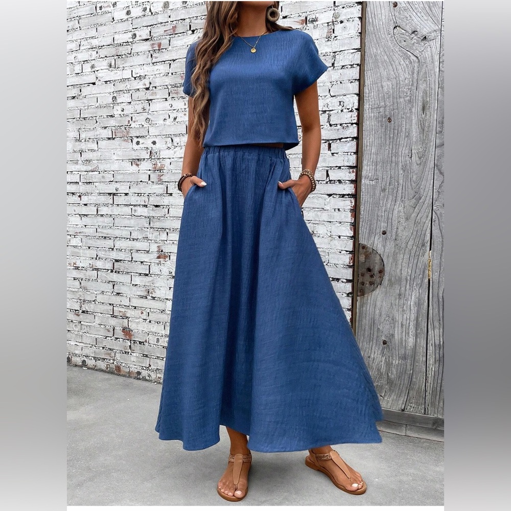 Loose Short Sleeve Top & Skirt Two-Piece Set Blue